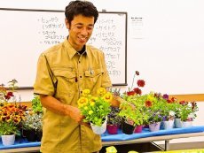 寄せ植えを中心に 星野学ガーデニング講座