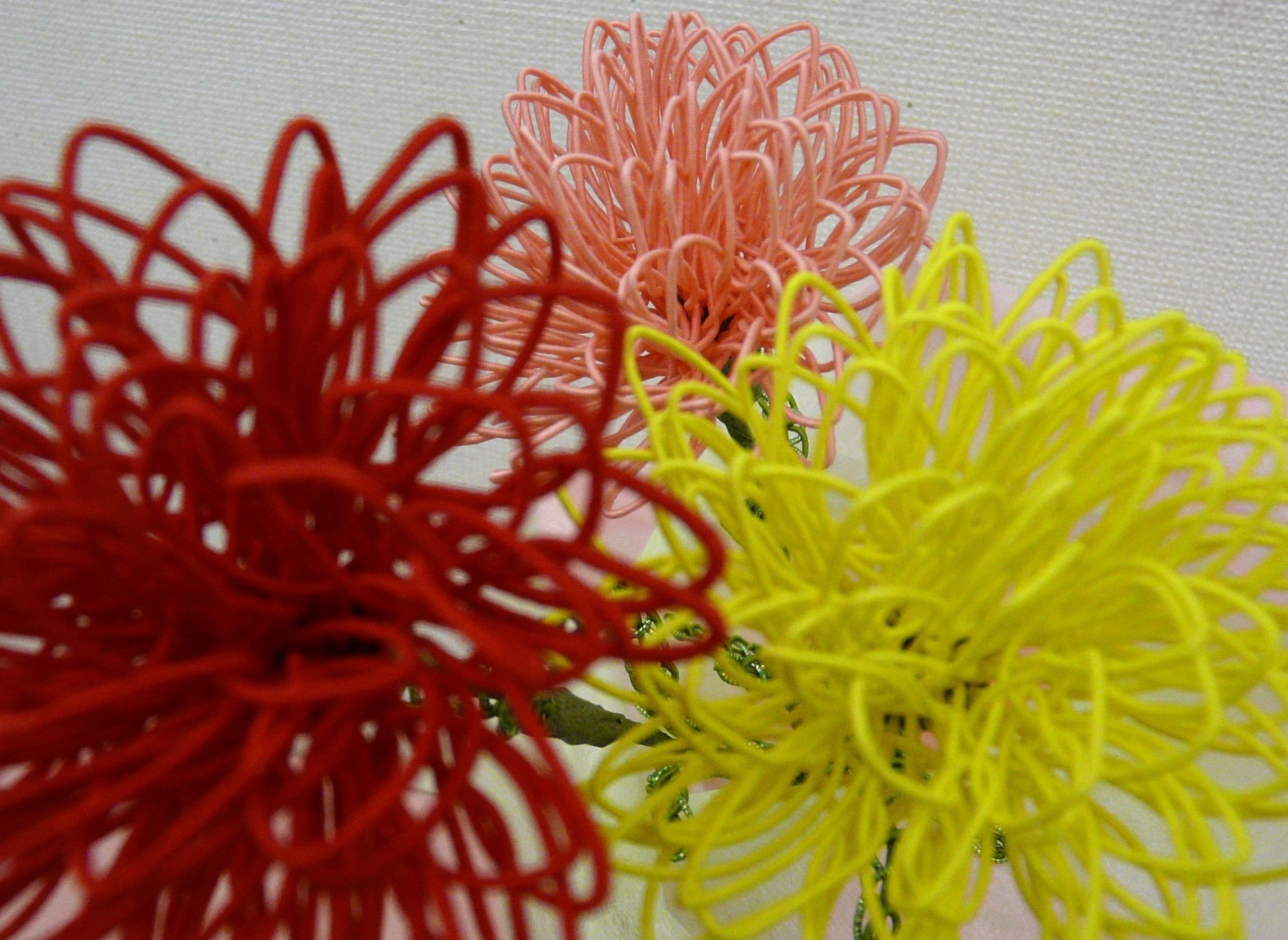 花々からアクセサリーまで 水引アート