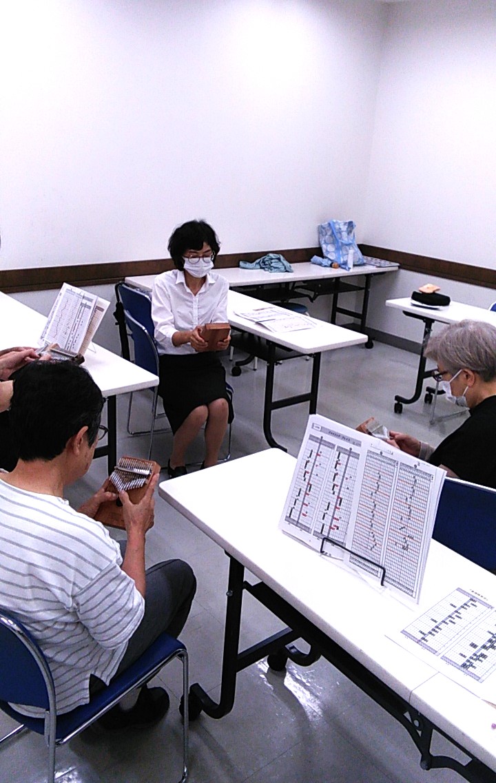 気軽に楽しく♪ カリンバレッスン