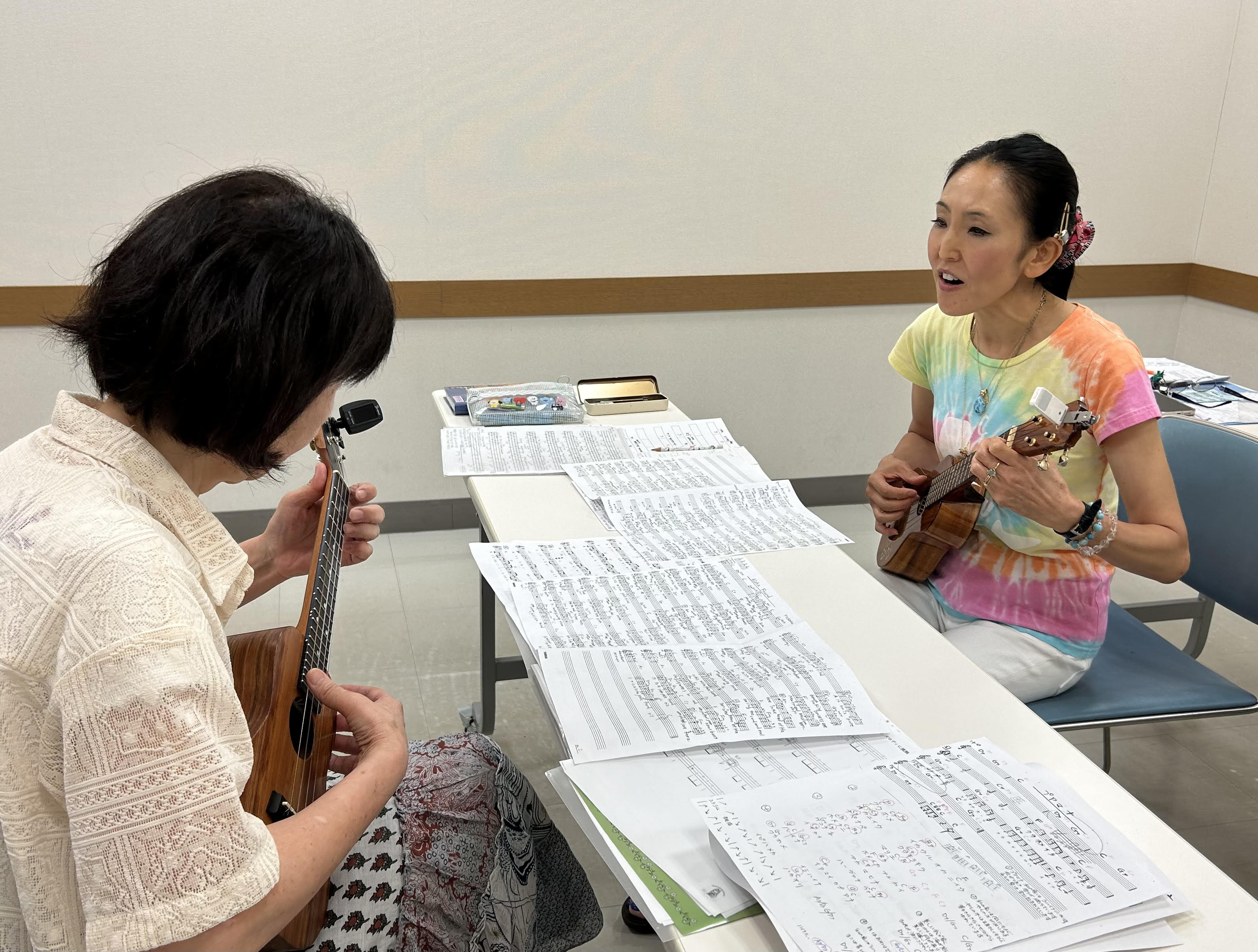 いつも心にウクレレを! ハッピィウクレレ(個人30分)