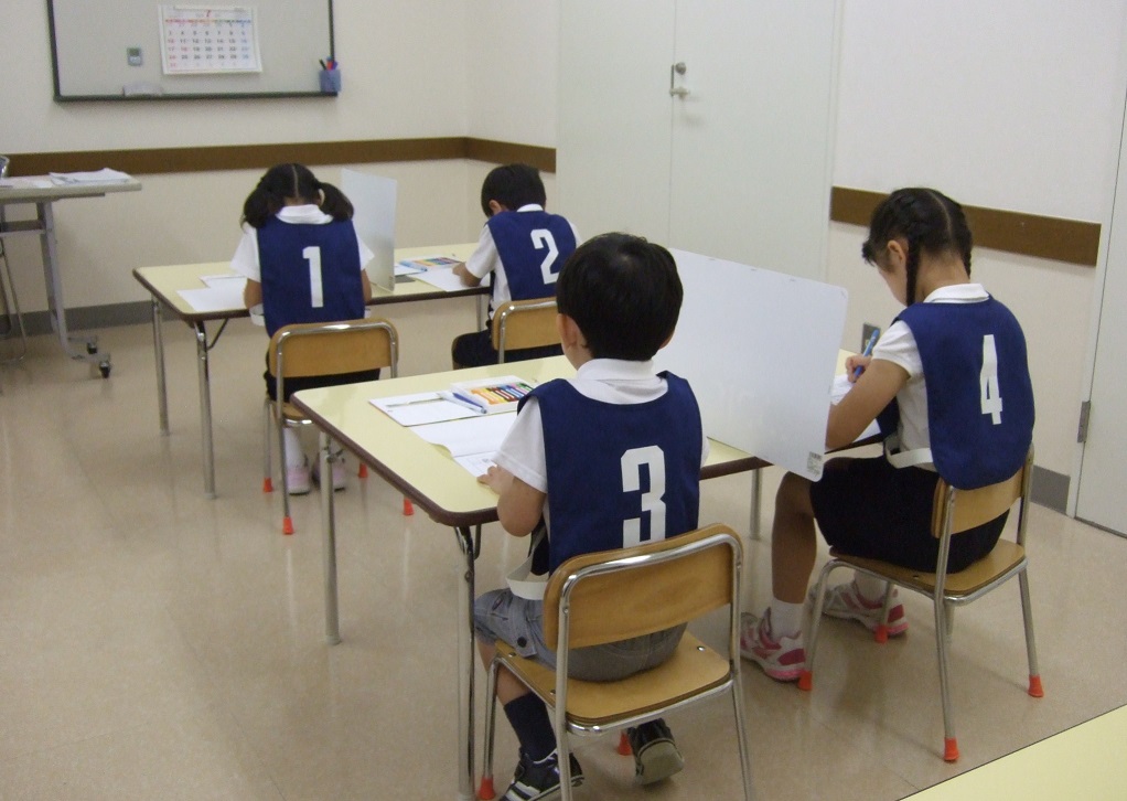 ペーパー・行動観察・運動・巧緻性・制作・条件画 小学校受験(国立)ペーパー11月