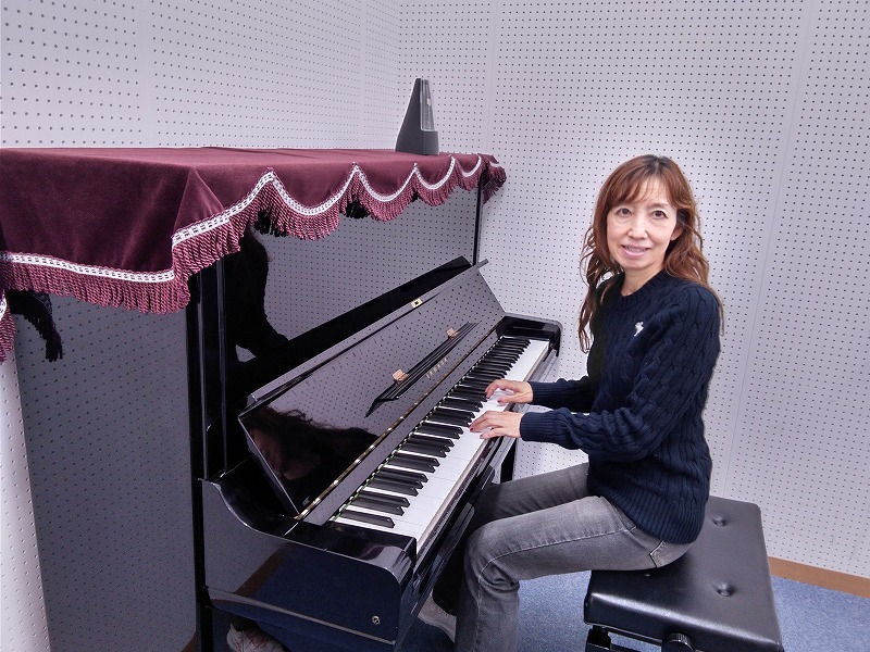 好きな曲を弾いてみたい♪ 楽しくピアノレッスン毎週