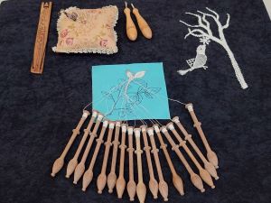 繊細な芸術作品に ボビンレース