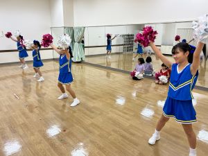 キラキラポンポンでテンション⤴ チアダンス 新春おすすめ講座