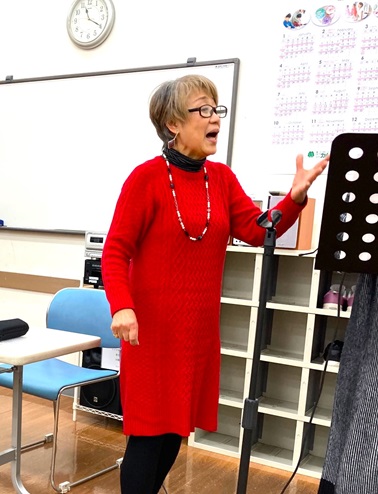 ポップス・歌謡・演歌など カラオケ女性専科