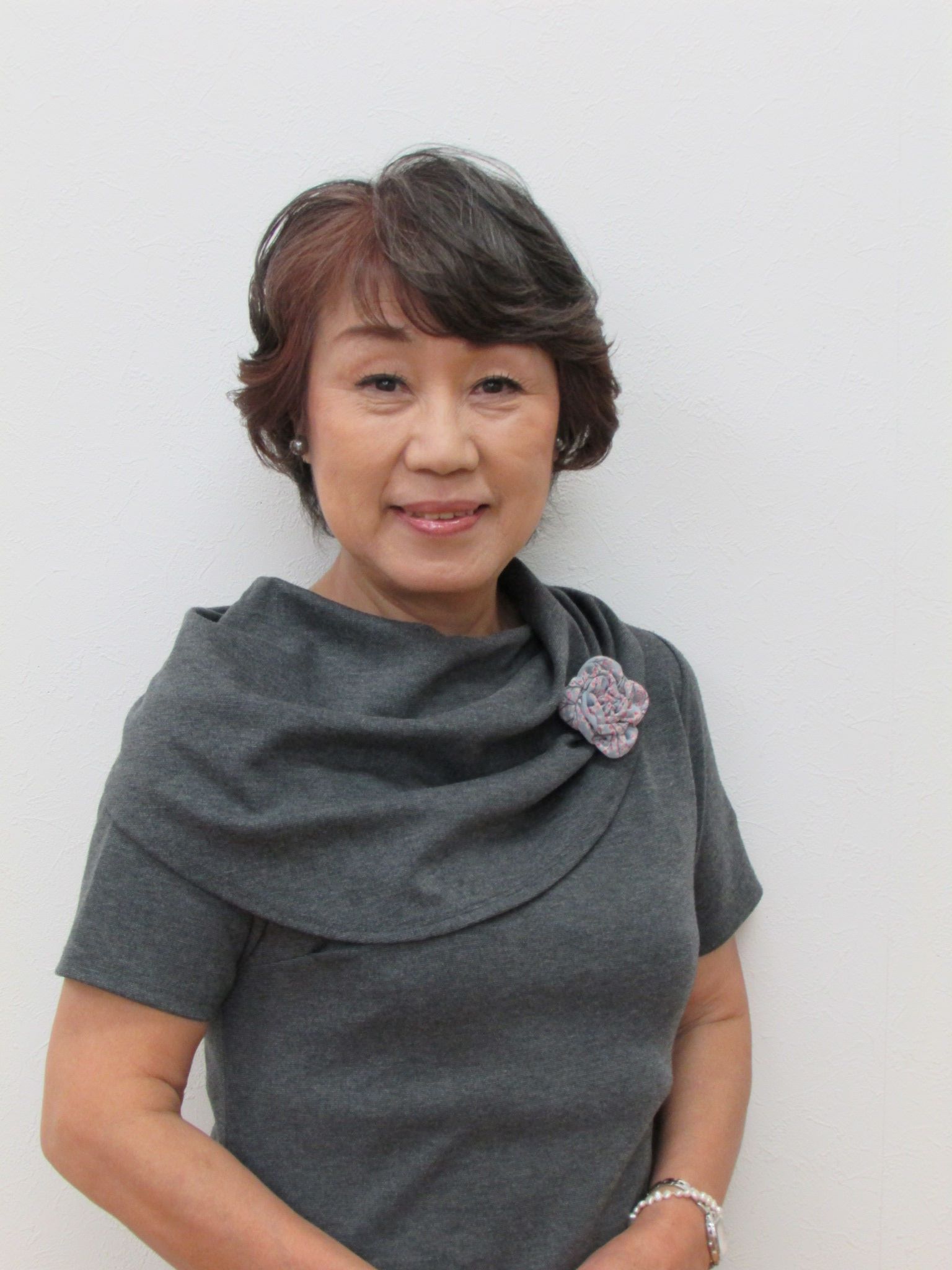 ポップス・歌謡・演歌など カラオケ女性専科 15時～