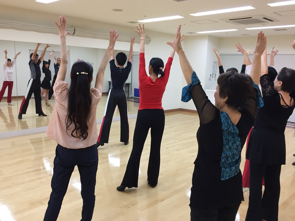 初めてのダンスエクササイズ Lalaハートフライズ