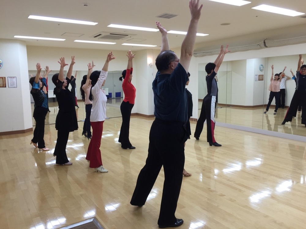 初めてのダンスエクササイズ Lalaハートフライズ