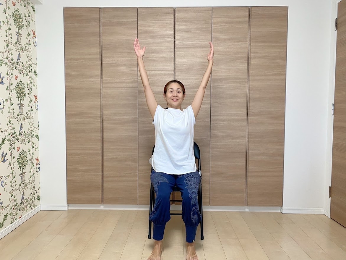 シニアやヨガ初心者の方向け 健康チェアヨガ ★4/7(火)新講座立ち上げ企画体験880円のみ