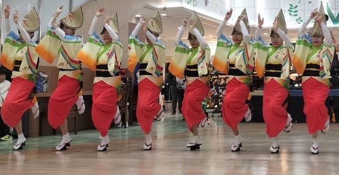 阿波踊り みんなで楽しく
