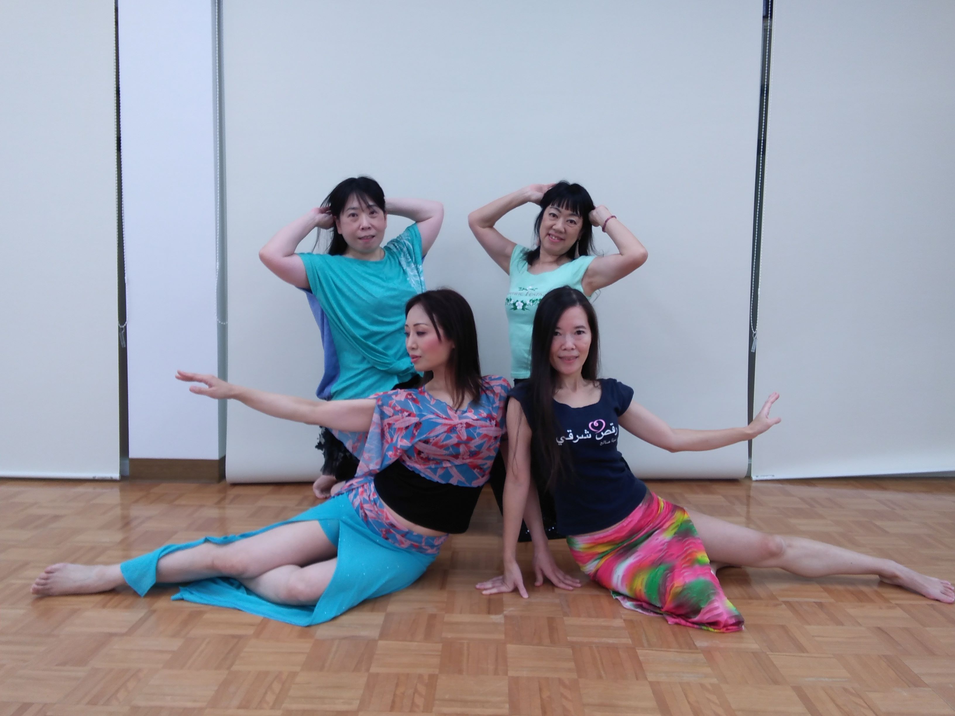 「ベリーダンス」