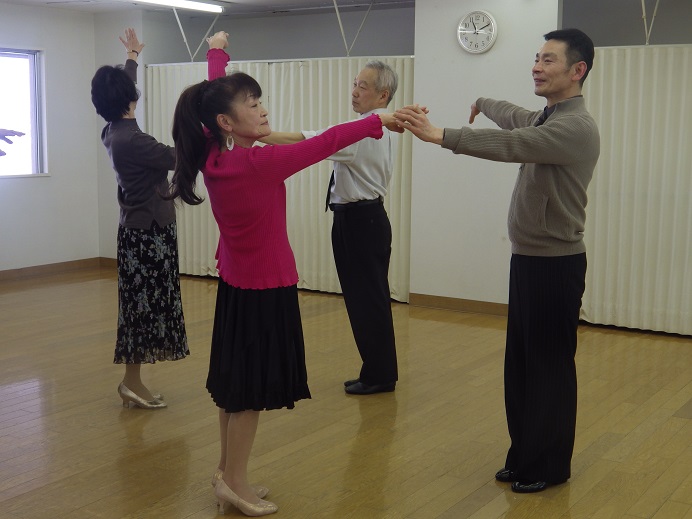 木曜 やさしい社交ダンス
