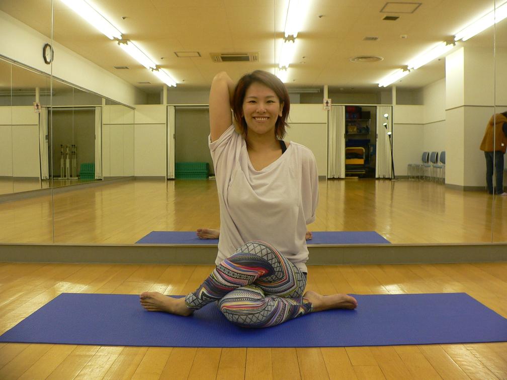 今すぐできる運動習慣を身につけよう! 中高年のゆったりヨガ