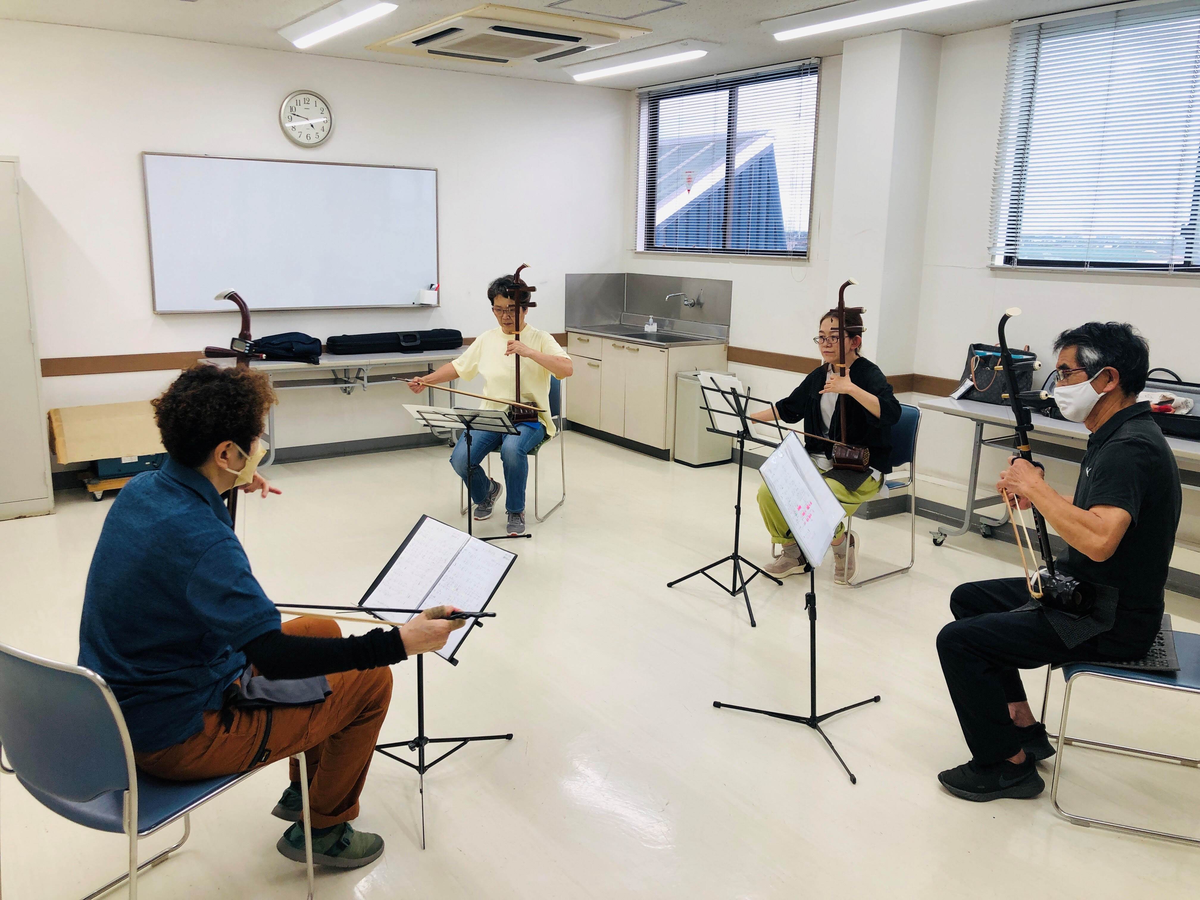 初心者クラス はじめての「二胡」