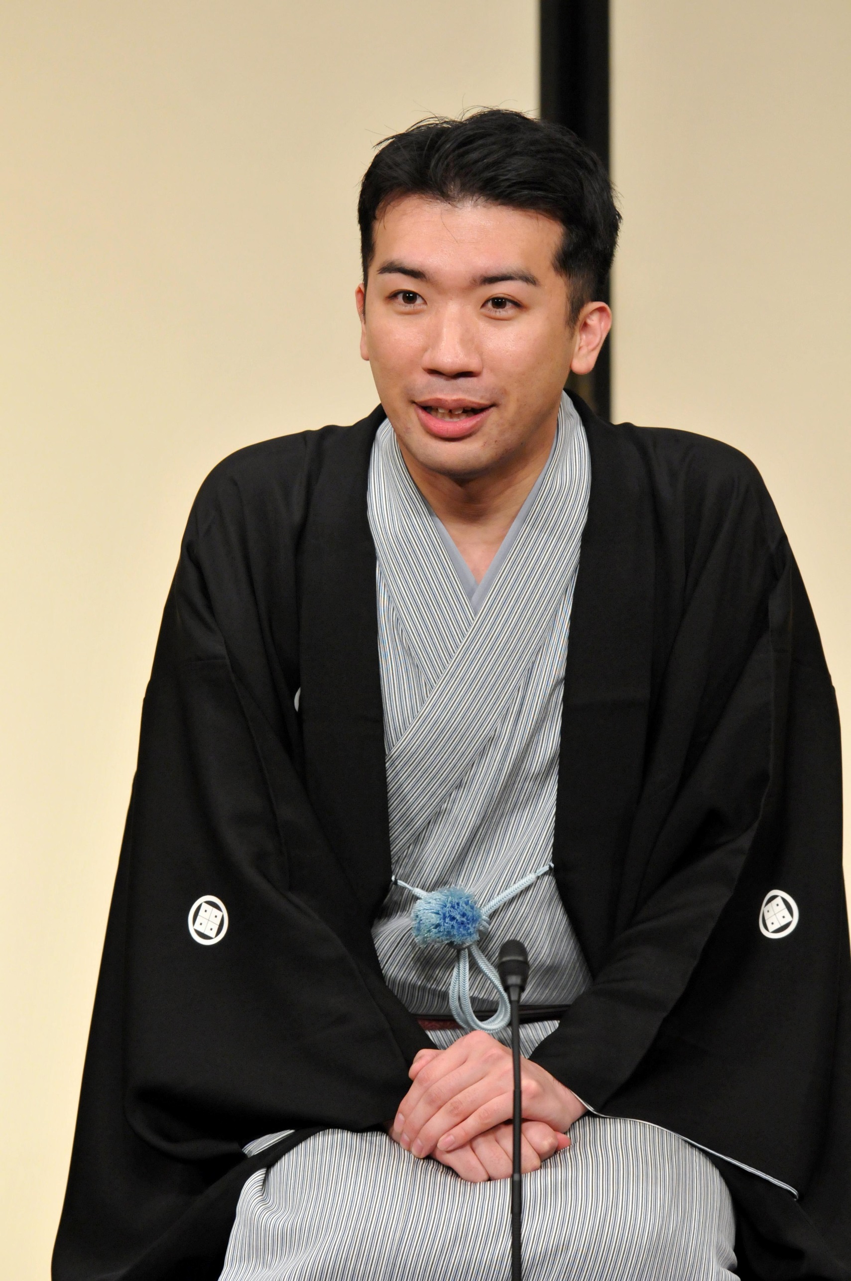 松戸出身小助六の 落語塾 少人数制