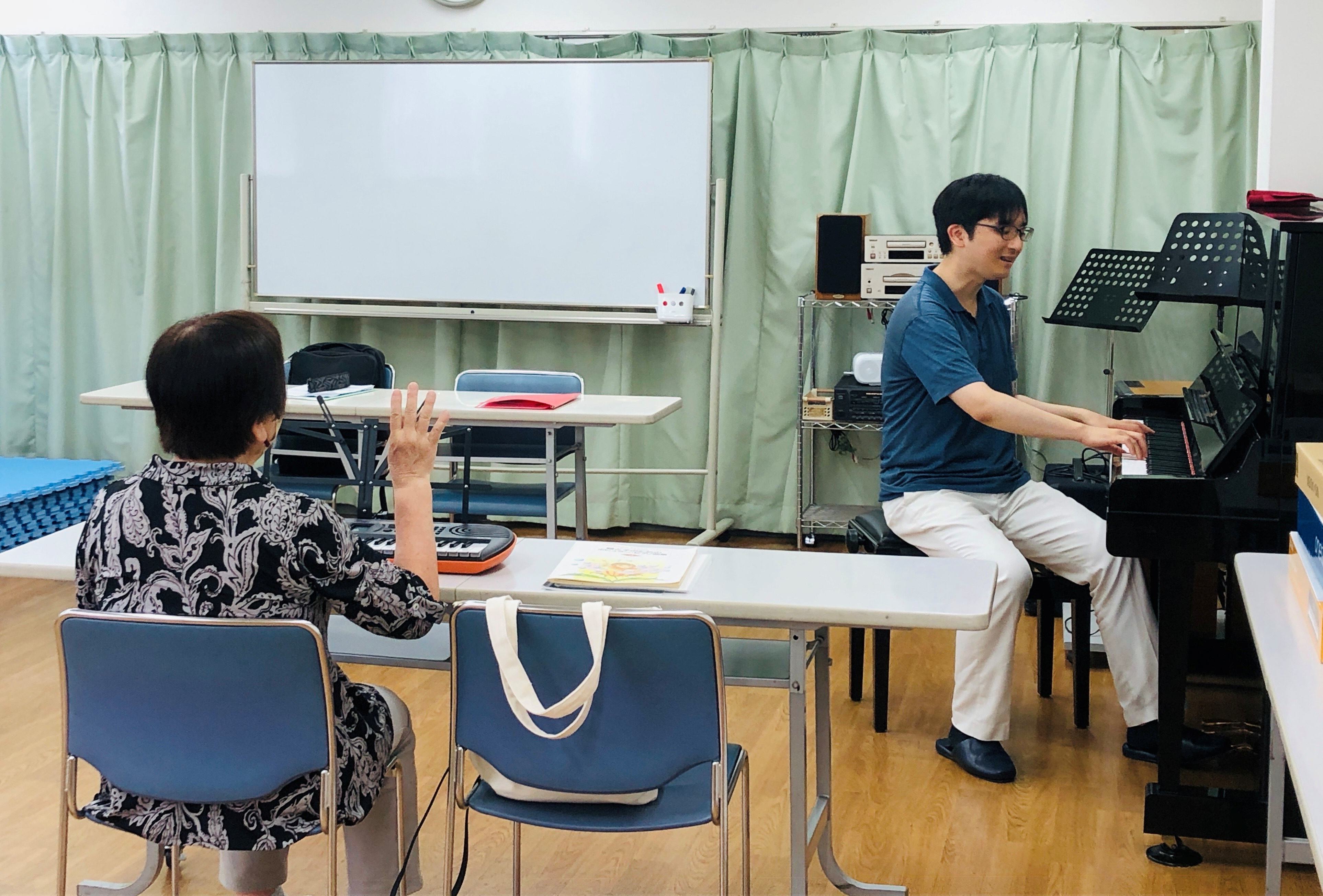 脳がイキイキと若返る シニアのための脳トレピアノ®