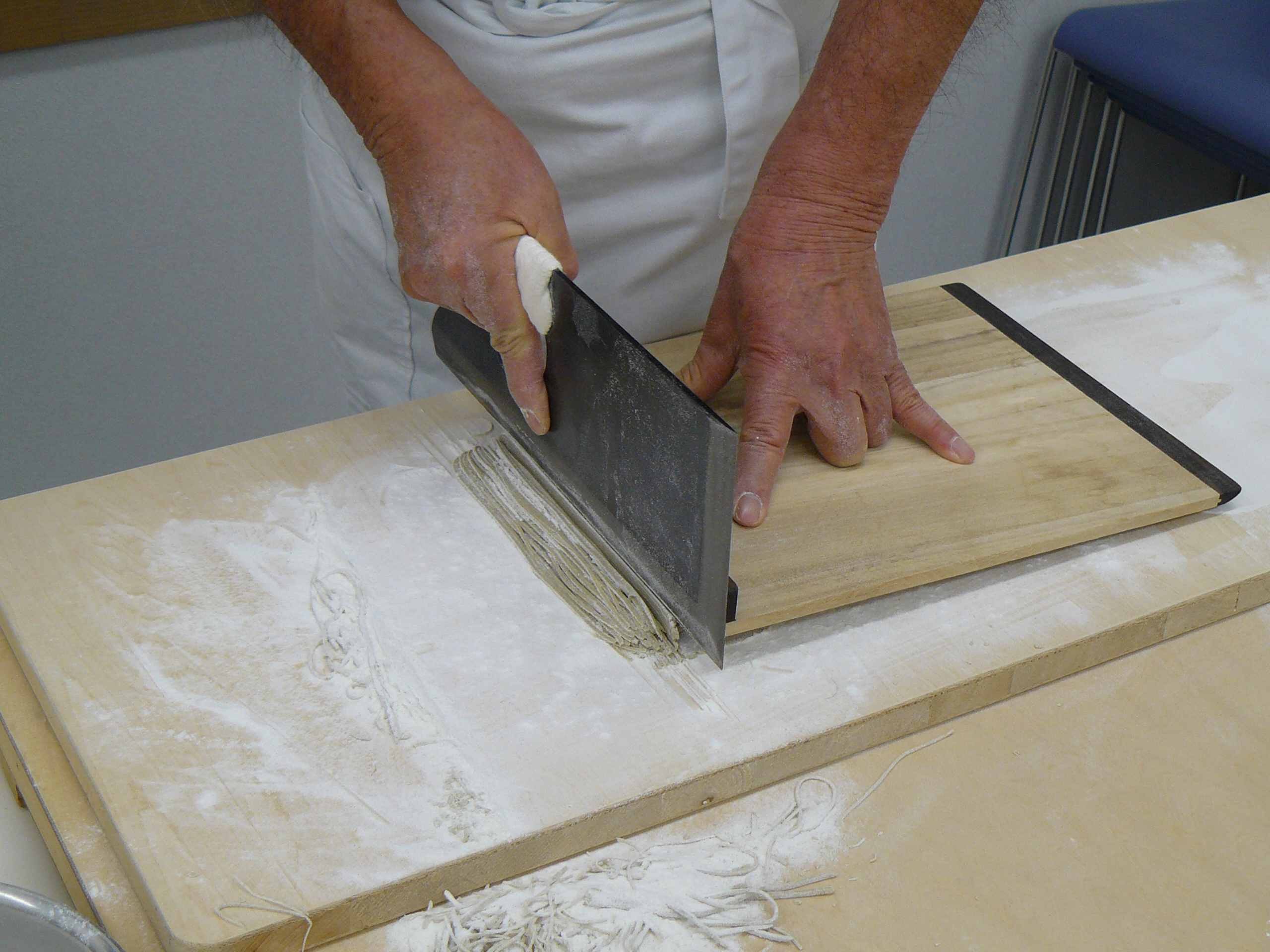 初心者でも大丈夫! そば打ち講座・午後クラス 秋の新講座11/8(土)スタート