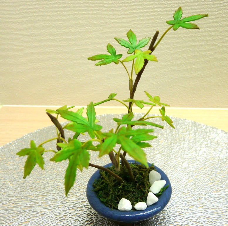 まるで本物そっくり!! 花実アート 新規生募集!