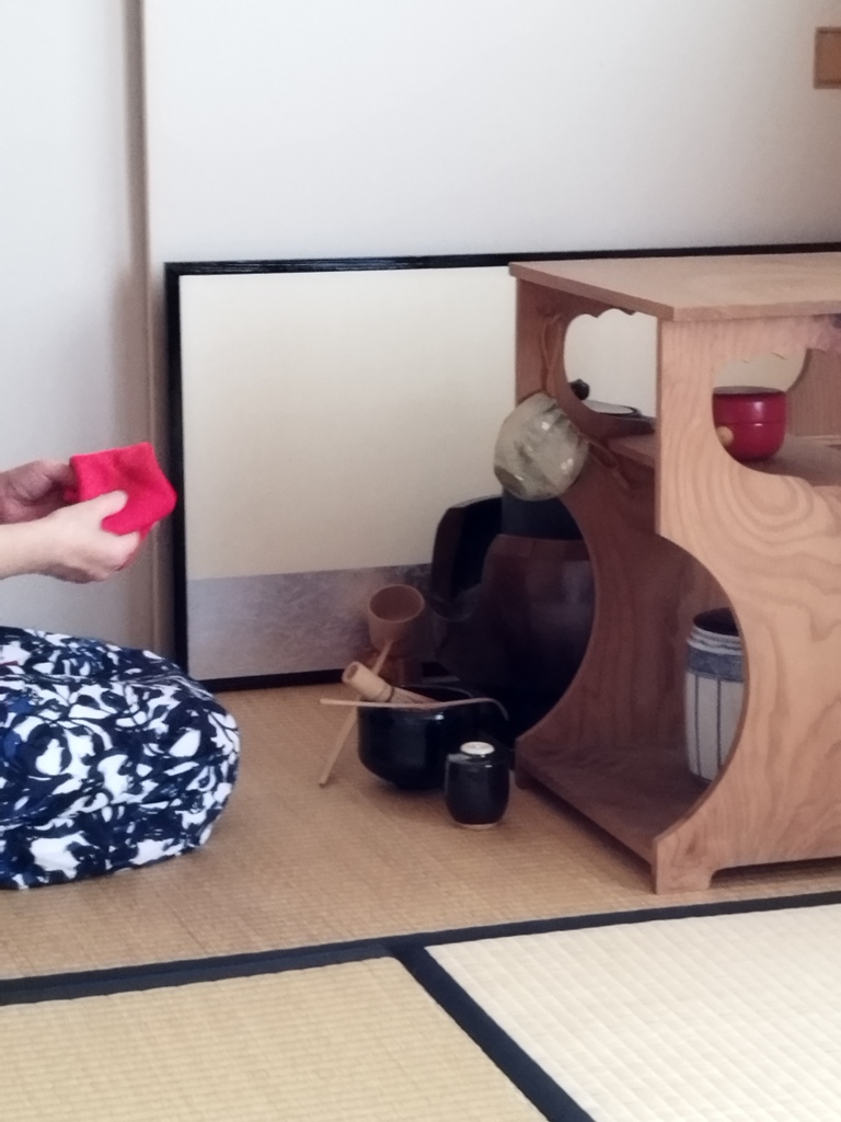 茶道で豊かな心を はじめてのテーブル茶道 秋号新講座 10/6スタート