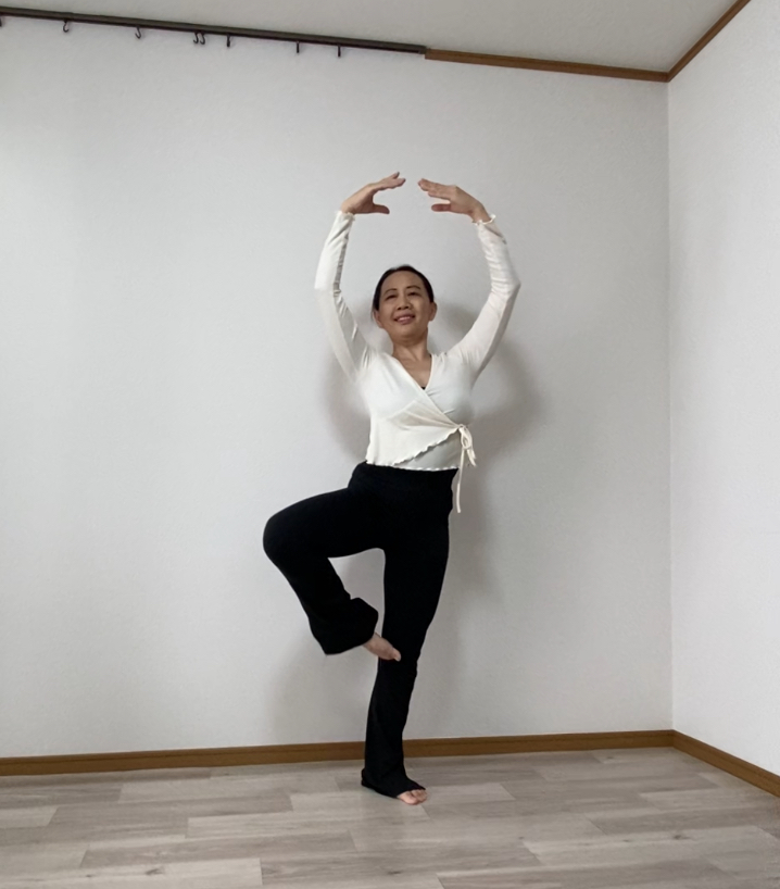 立って動くピラティス ポルドブラ