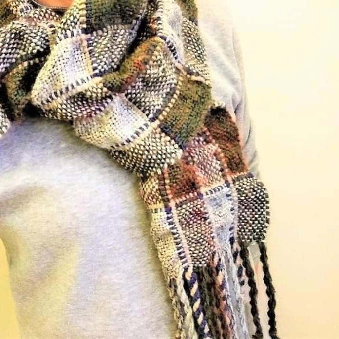 楽しみながら資格も取れる 手織り・裂き織り