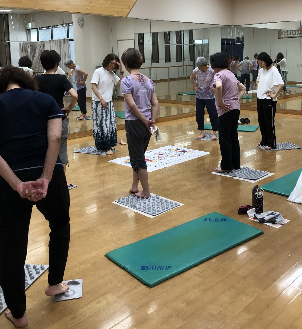 足を揉んで免疫力と血流改善 足もみ健康法/官足法10/14体験