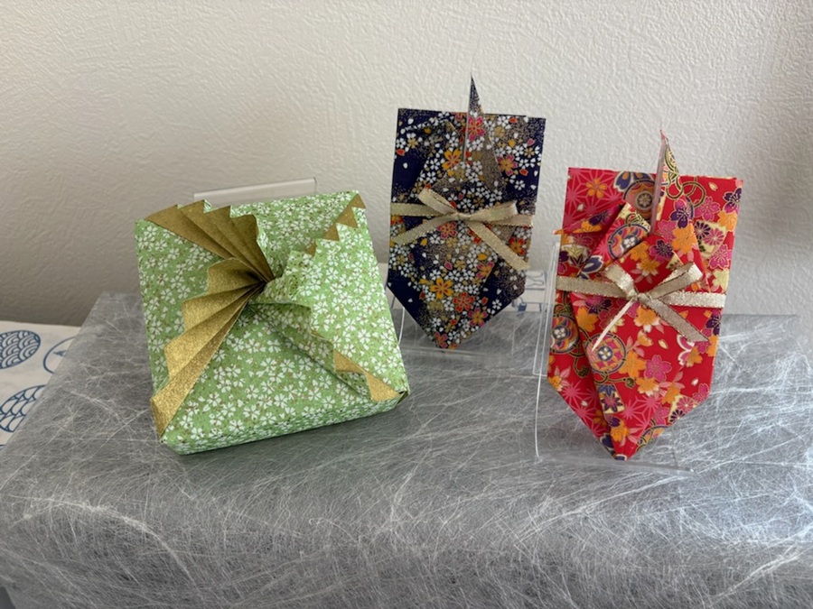 知っていると役に立つ 楽しくラッピング(全3回) 秋の新講座(全3回)10/15・11/19・12/17(水)