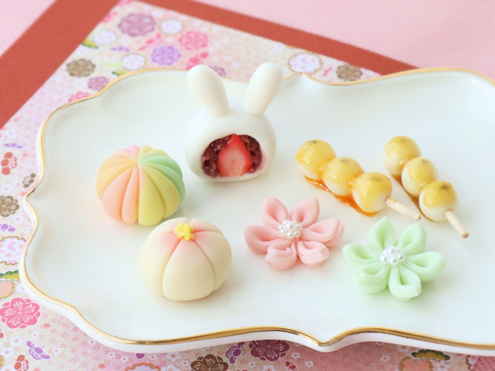 アクセサリー加工もできる 可愛いフェイク和菓子