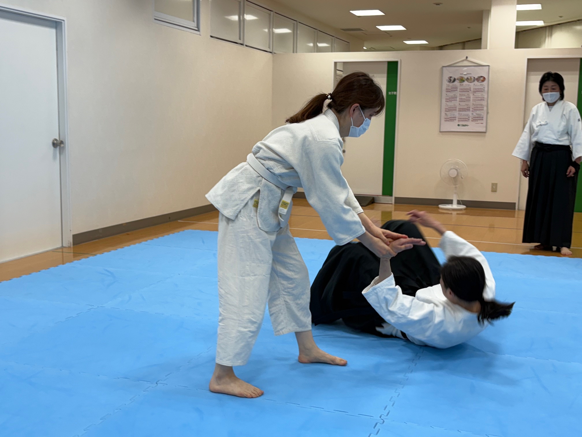 おつとめ帰り気軽にできる 女性のための合気道
