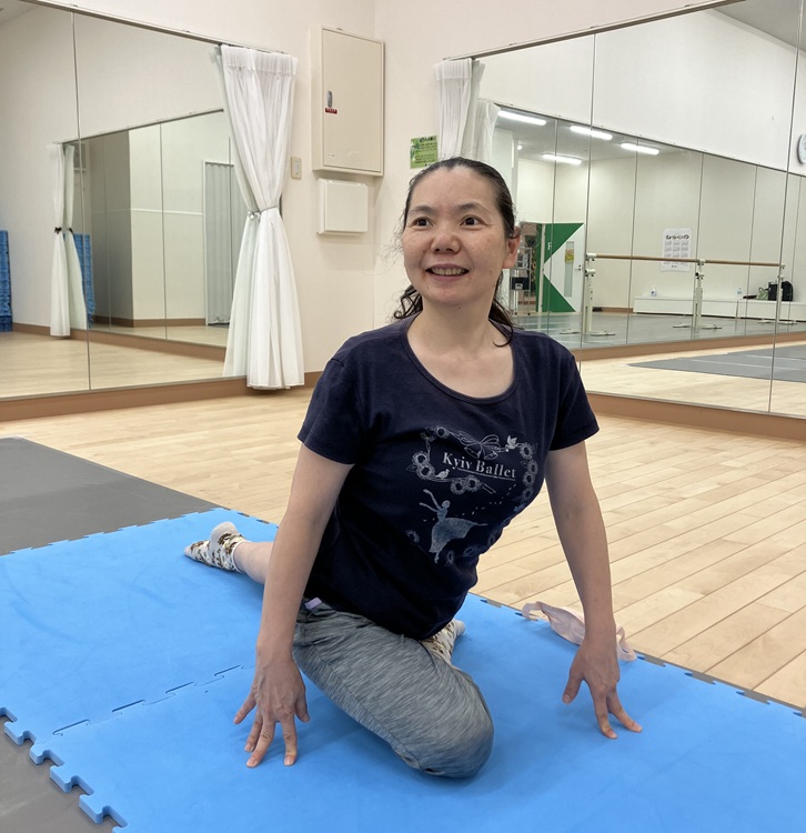 手足の動作を高く発揮するための 体幹ストレッチ