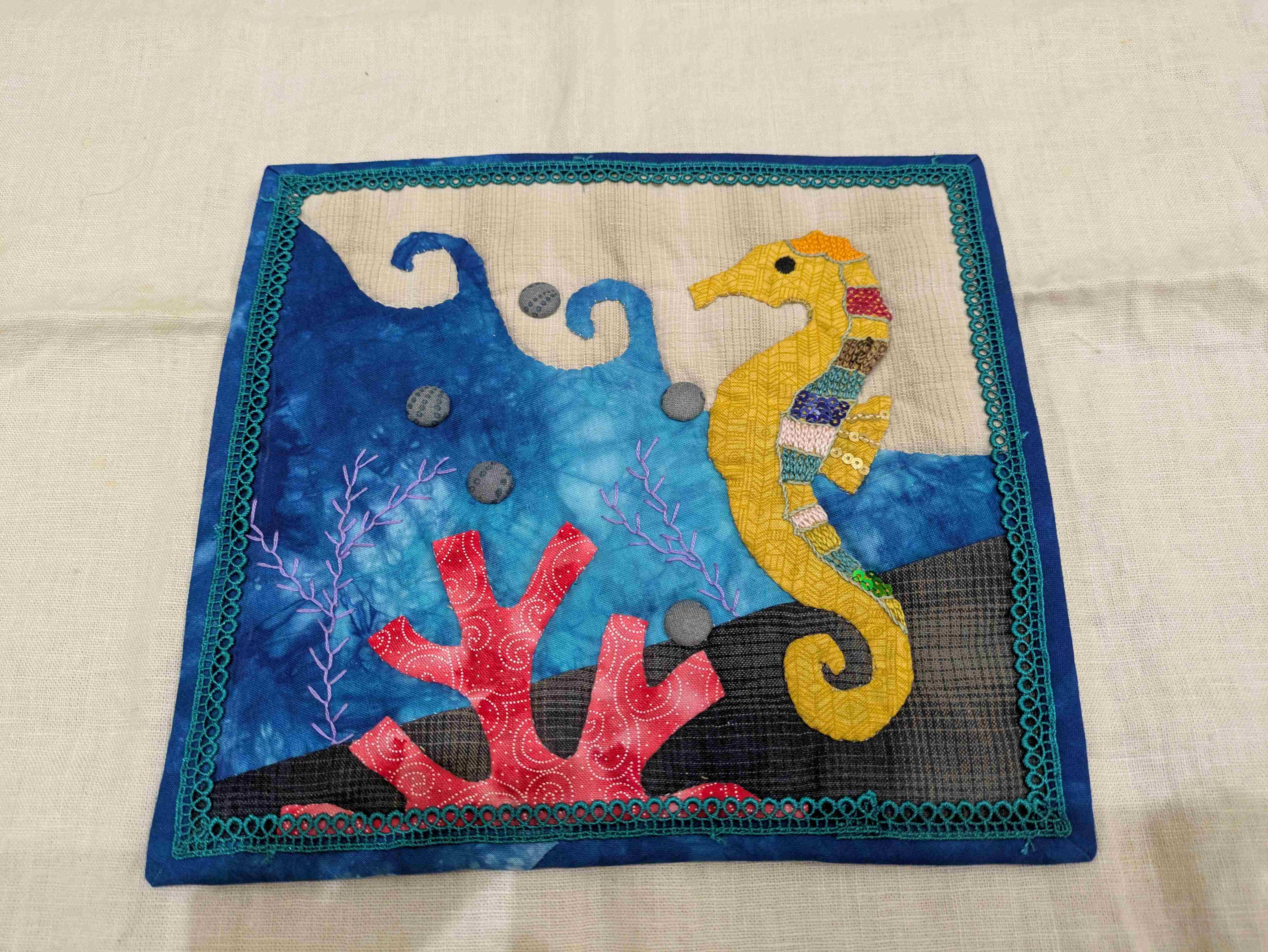 手仕事の時間 キルトと刺しゅうの教室