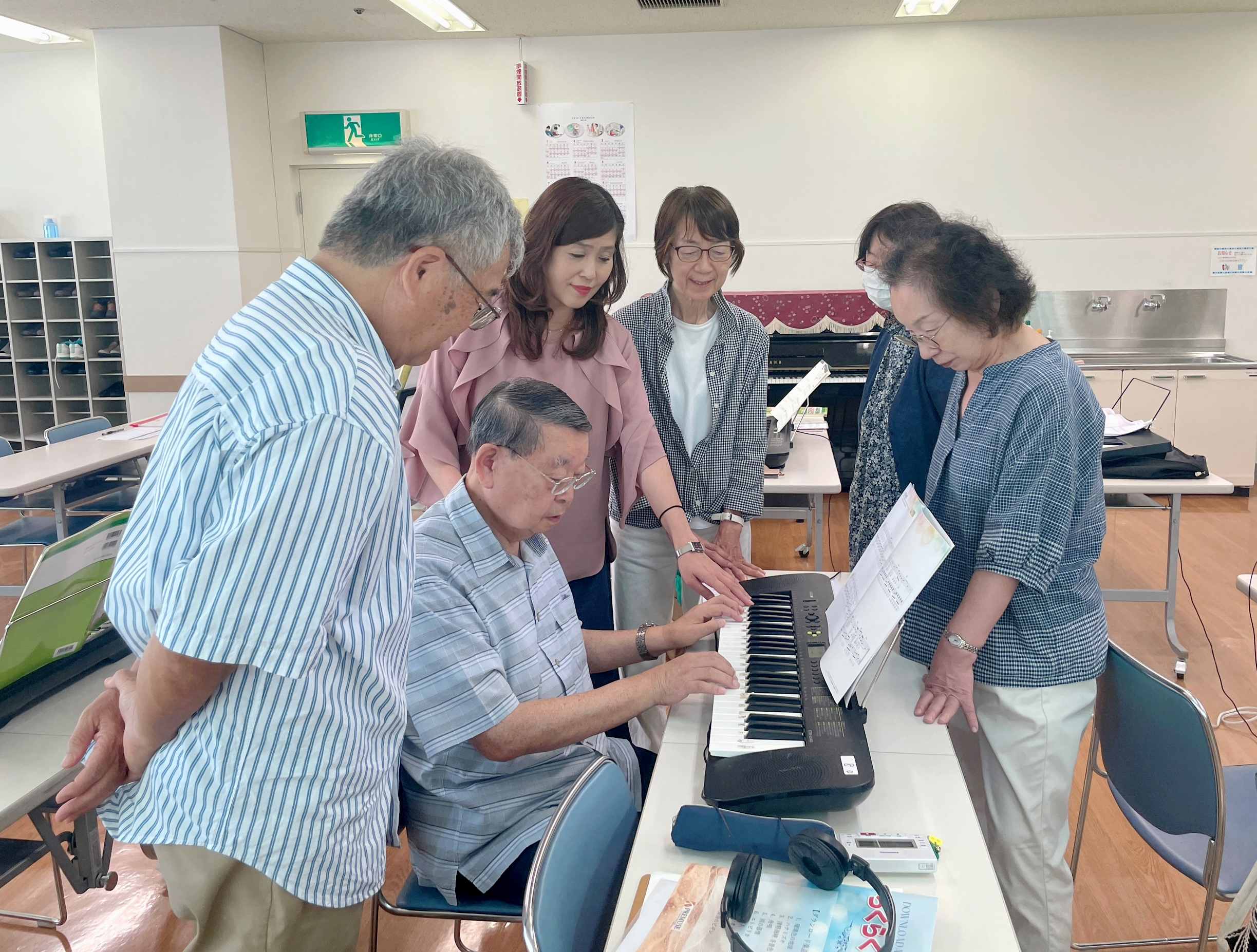 らくらくピアノ®木) (グループレッスン)