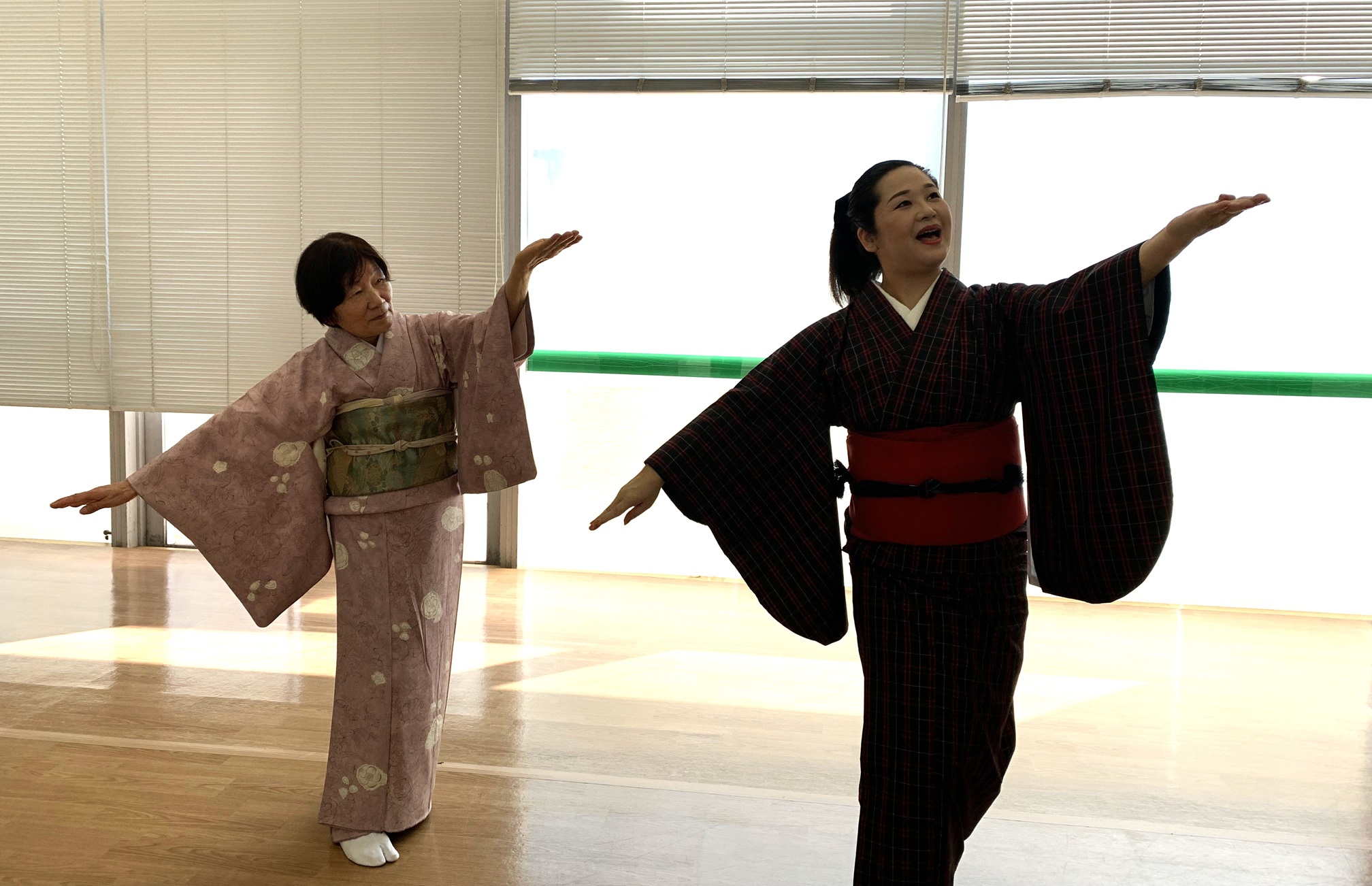 日本の伝統芸能と和の作法 楽しく日本舞踊