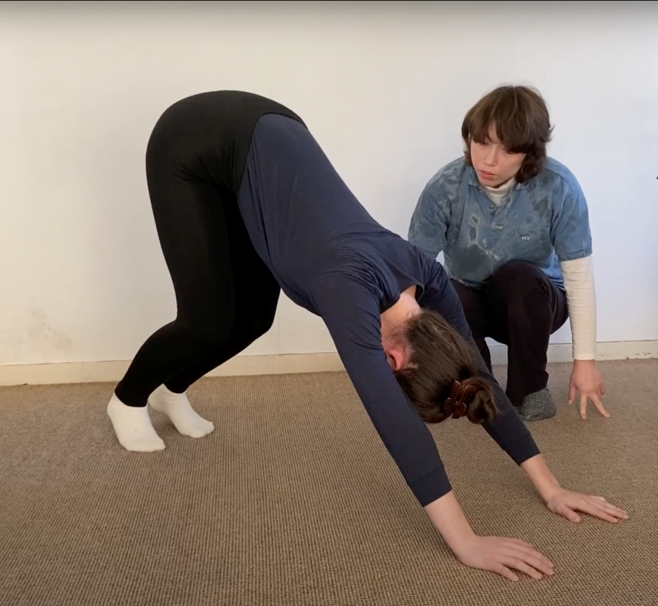 姿勢を楽しく整えましょう エゴスキュー体操