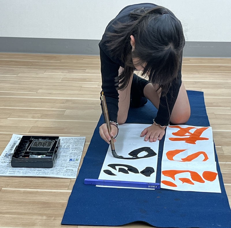 9017/冬休みの宿題を完成!一日スペシャル 子ども書初め HP限定冬の新講座 小学3年生から中学生対象≪お申込みは12/20(土)まで≫