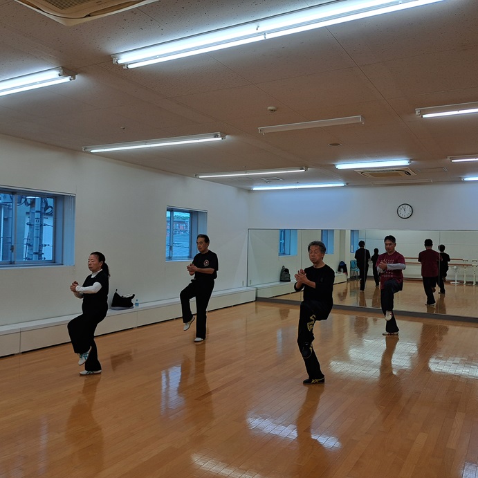 一楽庵の 気功太極拳