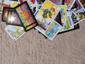 明るい未来を占う タロット 基礎～応用(全12回) 新春新講座 3/11(水)スタート予定