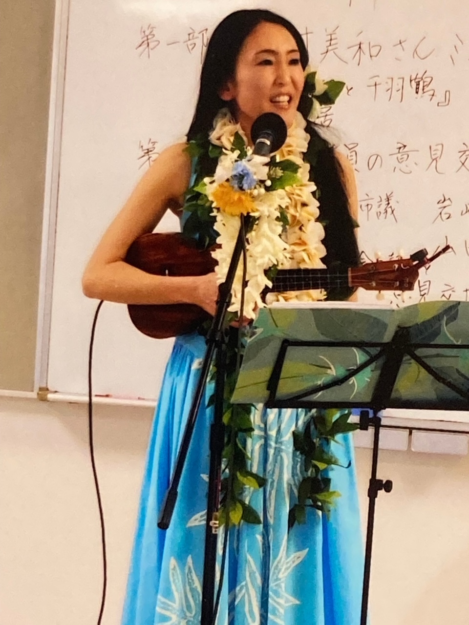 【グループ】 いつも心にウクレレを! ハッピィウクレレ(土)中級