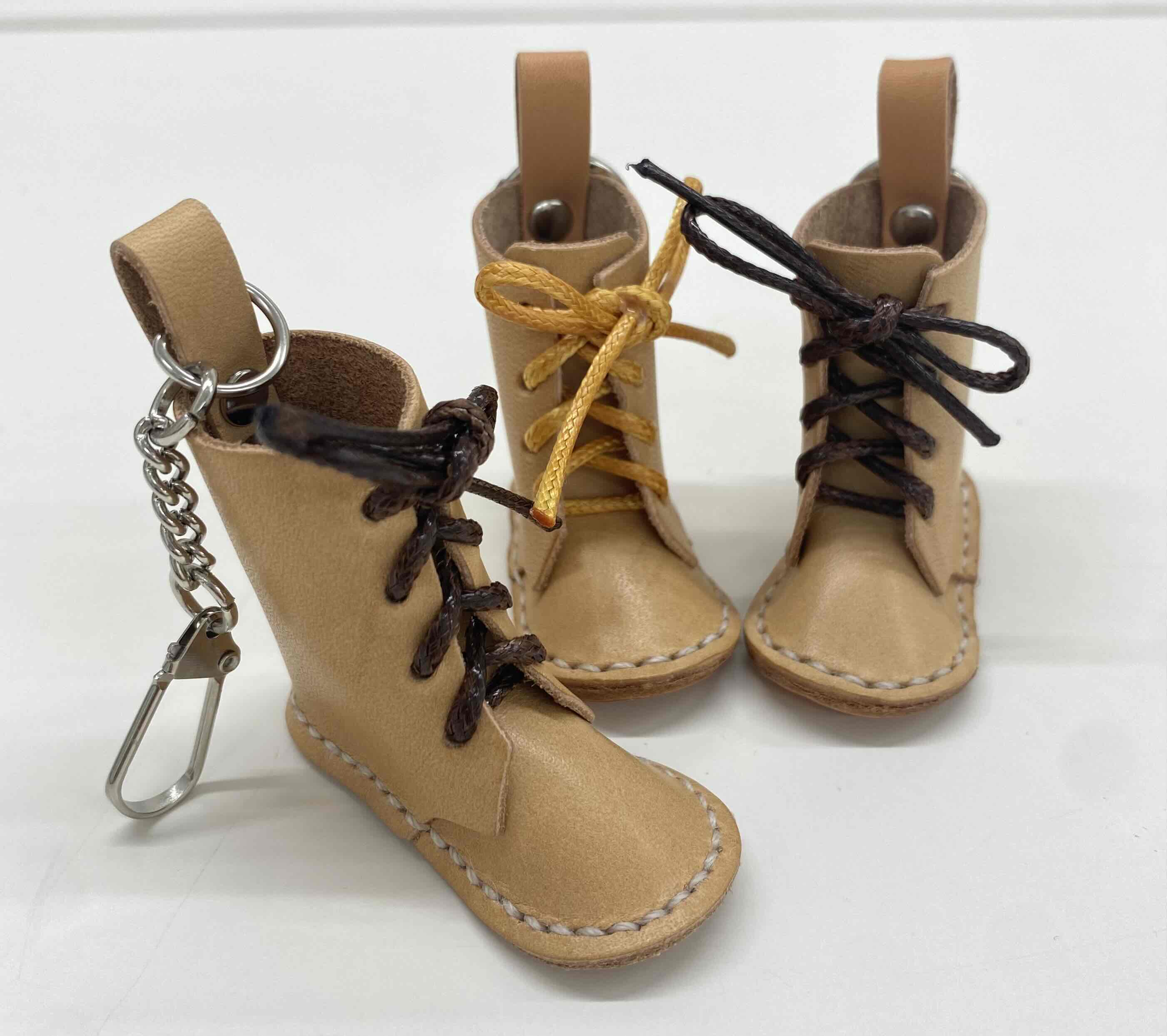 レザークラフト1DAY講座 スニーカー型キーホルダー ★HP限定企画講座12/5(金)登録事務手数料不要★