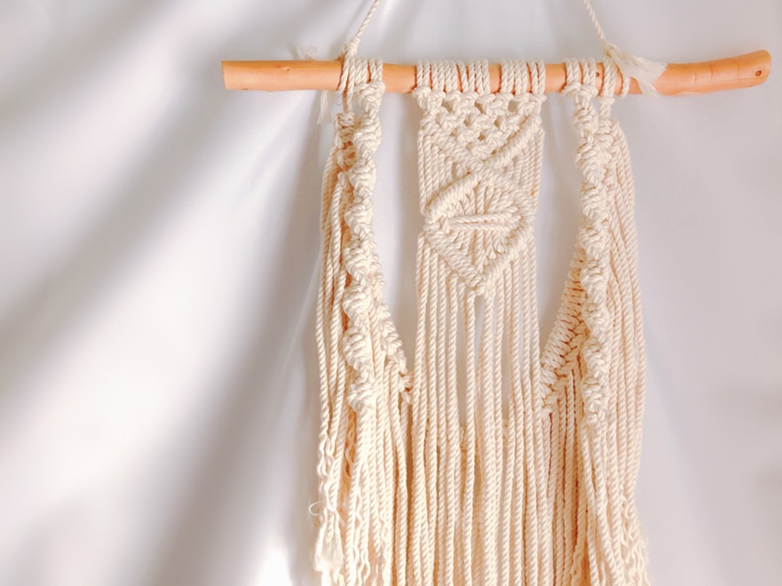 はじめてのマクラメ編み