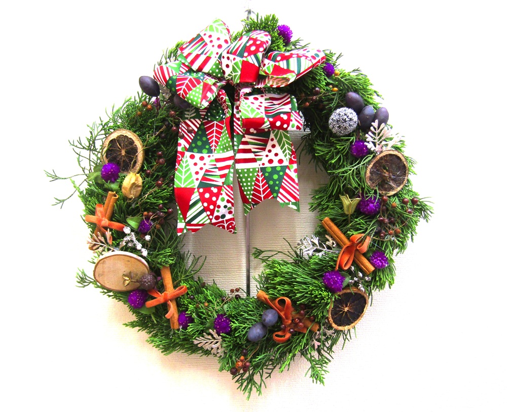 生のグリーンで作る フレッシュクリスマスリース12/6