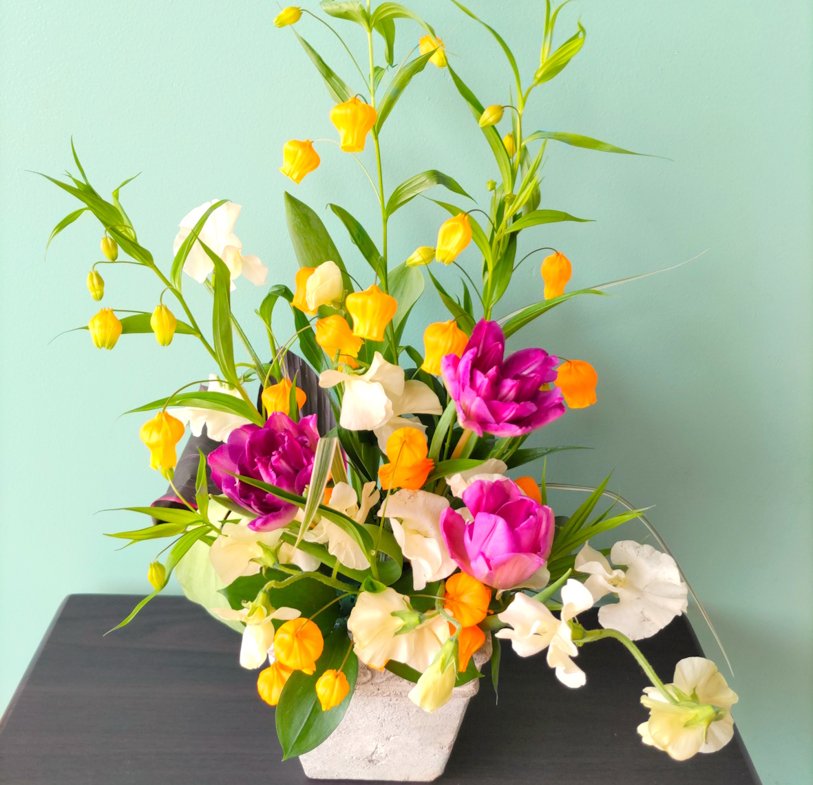 季節のフラワーアレンジ エンジョイコース リビングに飾る花 優しい時間をご一緒に