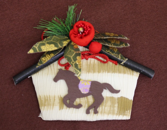 押し絵で作る つるし飾り(絵馬)