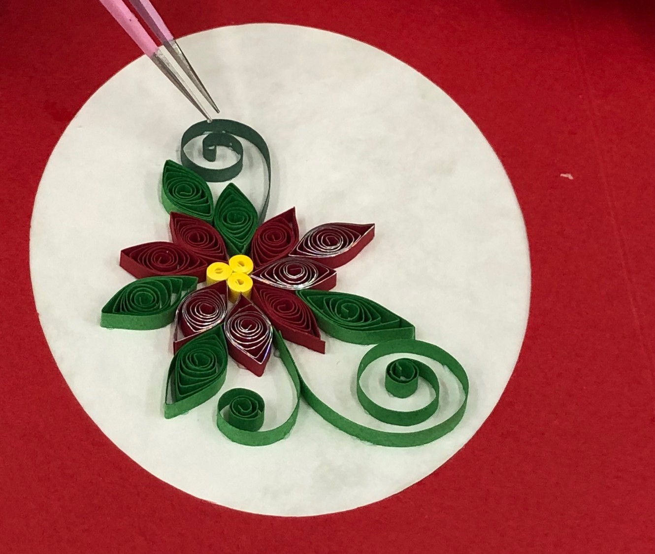 ヨーロッパ生まれのペーパークラフト クイリング