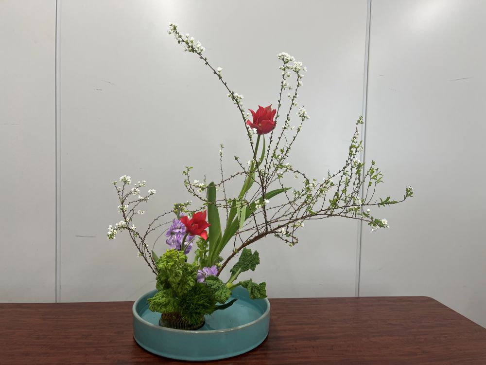 伝統美とフレッシュな現代美 池坊初等科 ★おすすめ体験日4/4(土)体験費1,650円+教材費1,650円のみ