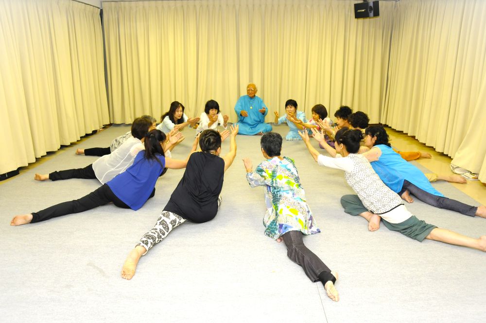 ホームヨーガ(昼)