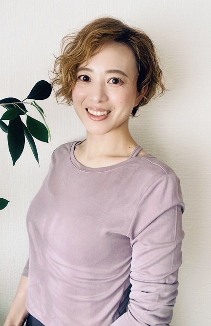 全身からアプローチ しわたるみ改善ヨガ