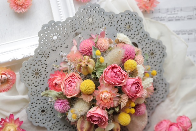 基礎から♪お洒落なアレンジとブーケを楽しむ はじめてのパリテイストフラワー 新春の新講座 2/7(金)特別体験会