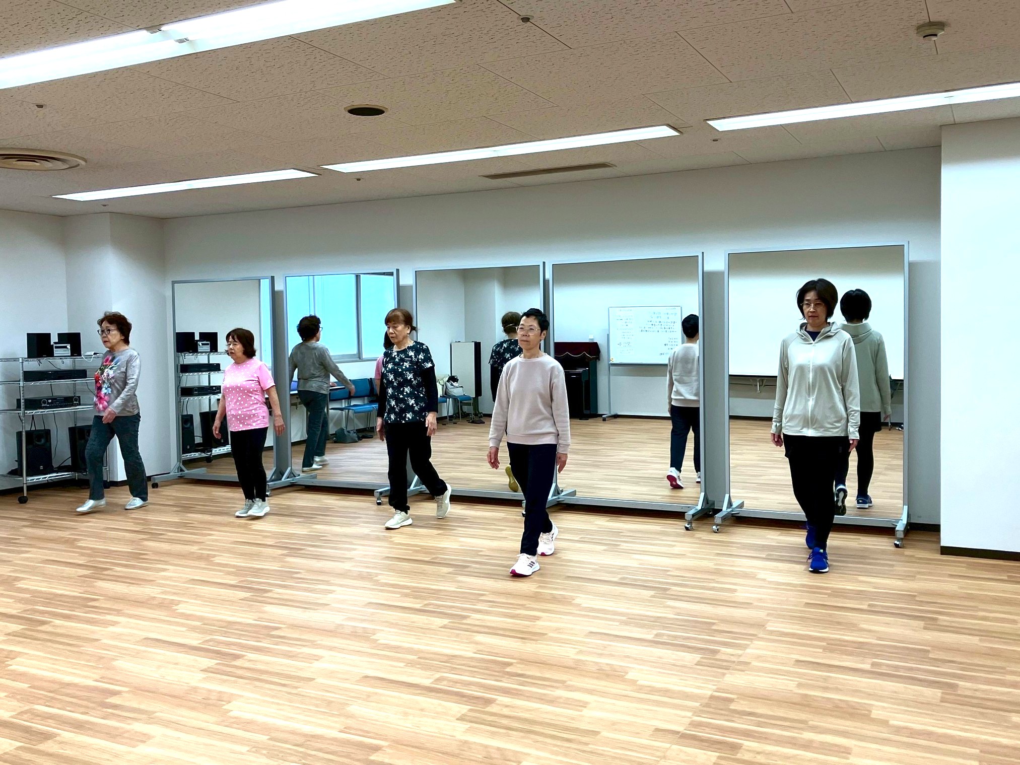 印象アップや不調改善に役立つ 美しい姿勢と歩き方