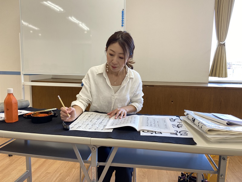 9158/静かに心を整える時間 月一回の書道